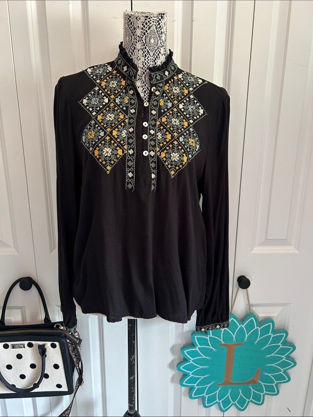 SFERA Black Embroidered Peasant Blouse – Size Medium
